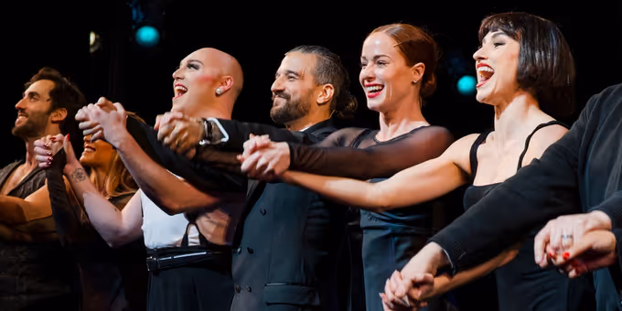 Video: Mark Ballas and Whitney Leavitt Take First Bows Together in CHICAGO On Broadway