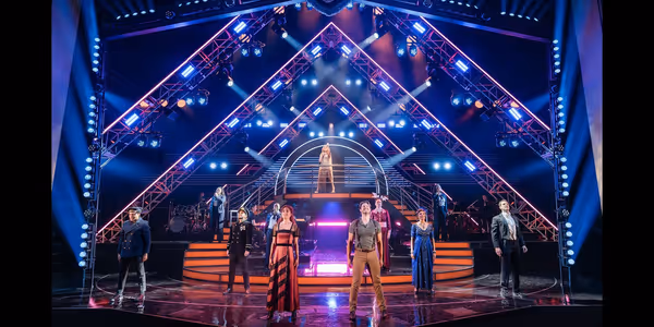 Video: Marla Mindelle Performs 'My Heart Will Go On' in TITANIQUE on Broadway Photo