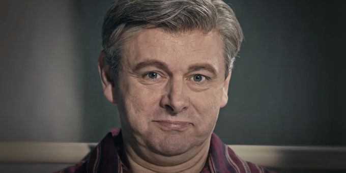 Video: Watch Michael Sheen in New Trailer for NYE at The National Theatre