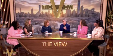 Video: Nathan Lane Slams 'Stupidity' of Timothée Chalamet’s Opera and Ballet Comments Photo