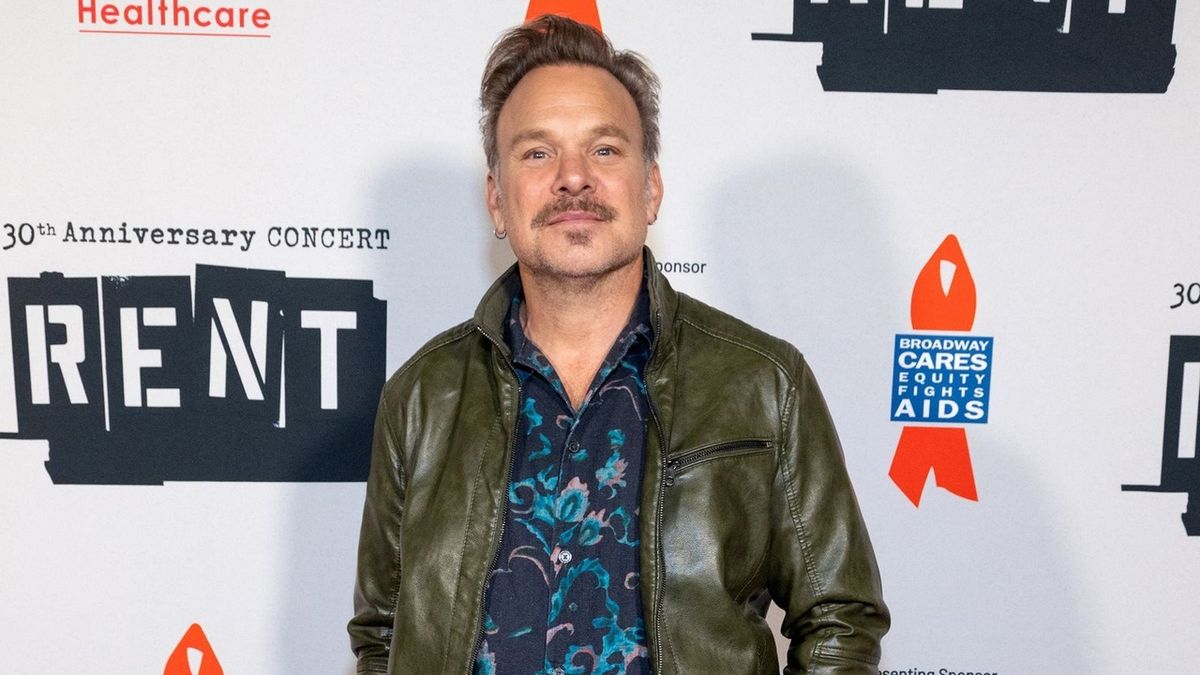 Video: Norbert Leo Butz Shares Backstage Look at the RENT Reunion Concert