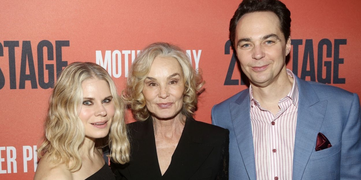 Video: On the Red Carpet at MOTHER PLAY Opening Night Video