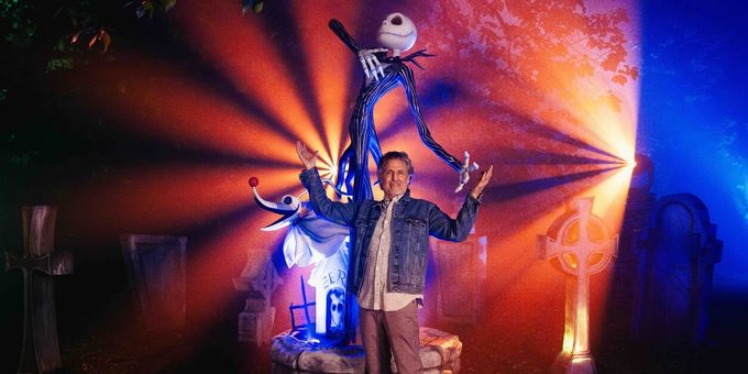 Video/Photos: Chris Sarandon Visits THE NIGHTMARE BEFORE CHRISTMAS Light Trail at the New York Botanical Garden