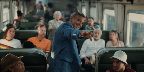 Video/Photos: George Clooney Stars as Movie Star JAY KELLY in First-Look at Noah Baumbach Photo