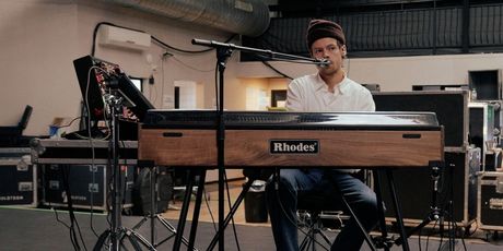 Video/Photos: Netflix Debuts Trailer and Rehearsal Images for HARRY STYLES. ONE NIGHT IN M Photo