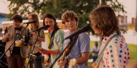 Video: Prime Video Releases Trailer for Music Series THE RUNAROUNDS Photo