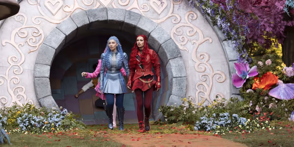Video: Red and Chloe Are Back in DESCENDANTS: WICKED WONDERLAND Teaser