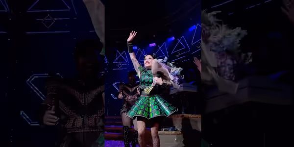Video: Kirstin Maldonado Takes Final Bows in SIX Photo