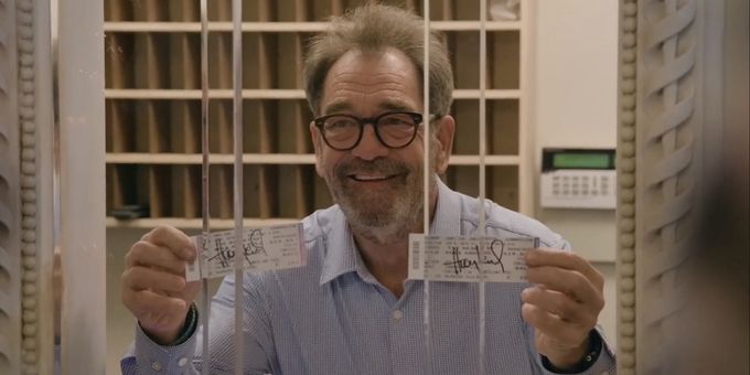 Video: Huey Lewis Opens the Broadway Box Office for THE HEART OF ROCK AND ROLL