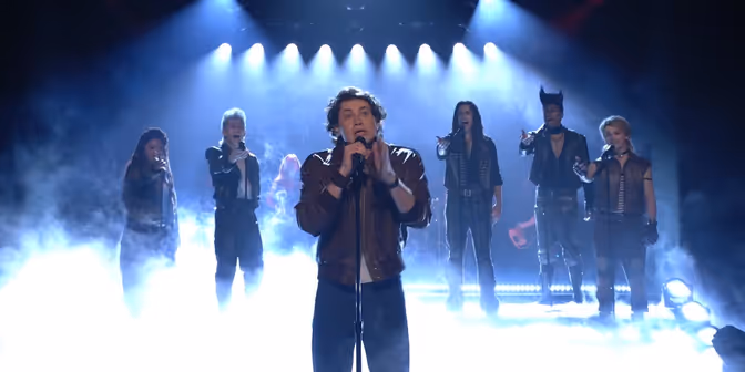 THE LOST BOYS Cast Performs "My Heart With You" and "Belong to Someone"