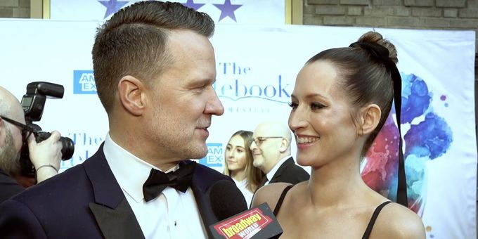 Video: Stars Walk the Opening Night Red Carpet for THE NOTEBOOK