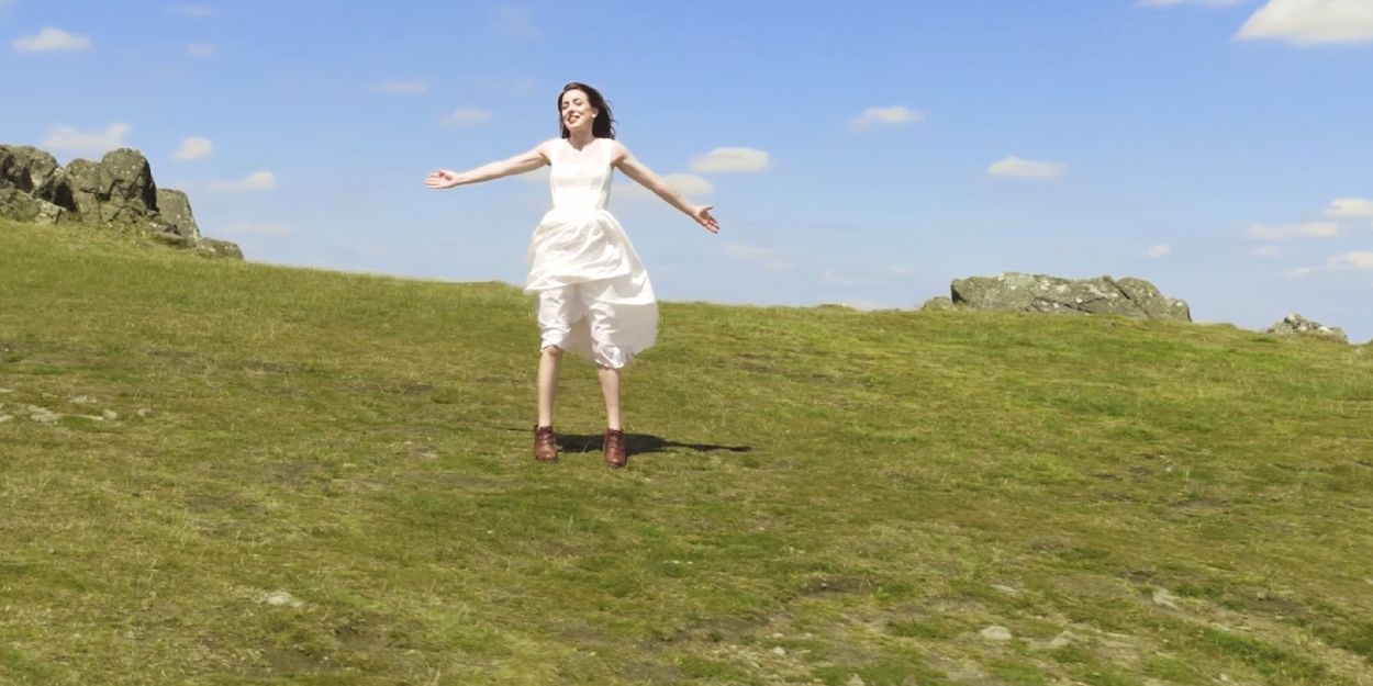 Video: THE SOUND OF MUSIC at Curve Star Molly Lynch Sings 'The Sound of Music' Video