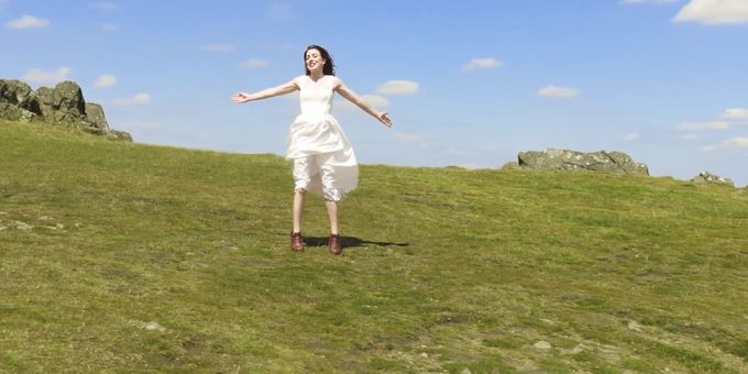 Video: THE SOUND OF MUSIC at Curve Star Molly Lynch Sings 'The Sound of Music'