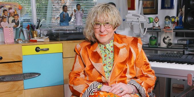 Video: THE WORLD ACCORDING TO ALLEE WILLIS Exclusive Film Clip