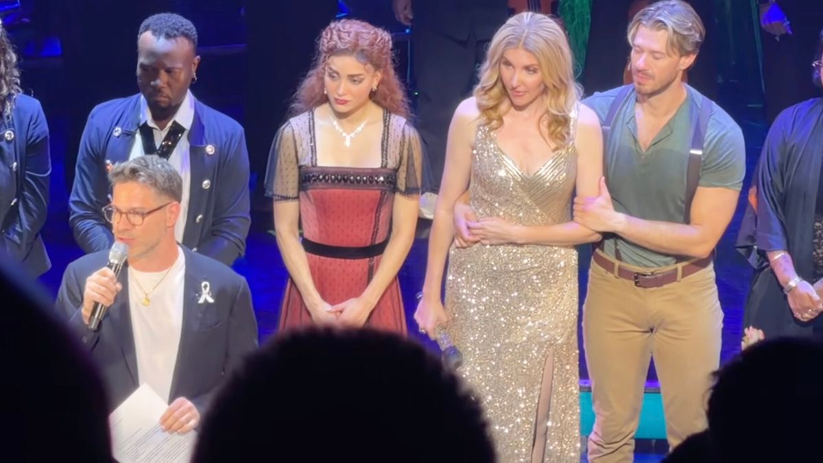 Video: TITANÍQUE Takes Final Bows on Broadway; Watch the Final ‘My Heart Will Go On’ Video: TITANÍQUE Takes Final Bows on Broadway; Watch the Final ‘My Heart Will Go On’