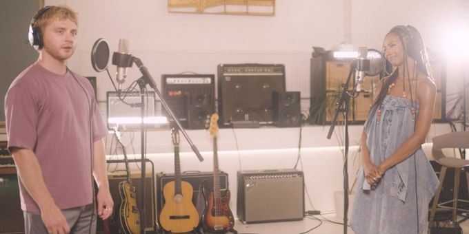 Video: Sam Tutty and Christiani Pitts Perform 'New York' From TWO STRANGERS (CARRY A CAKE ACROSS NEW YORK)