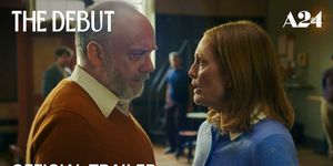 Julianne Moore Joins Community Theater Musical in THE DEBUT Trailer