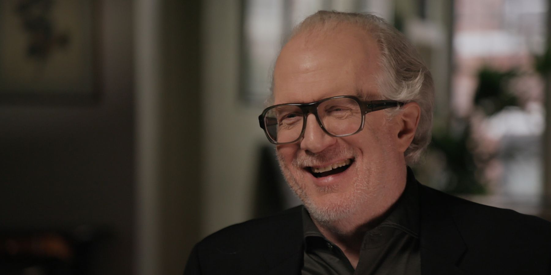 Tracy Letts Connects Family History to Stage Work in FINDING YOUR ROOTS