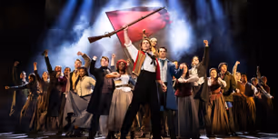 Video: Trump Met with Boos, Cheers and Drag Queens at LES MISÉRABLES Kennedy Center Opening