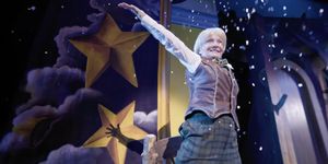 Video: Watch Highlights of Cathy Rigby in PETER PAN GOES WRONG