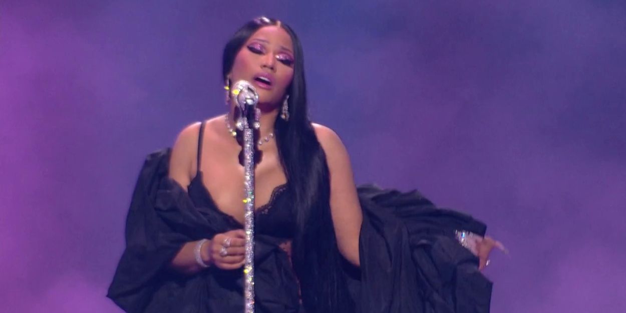 Video: Watch Nicki Minaj Perform a New Song at the VMAs Video