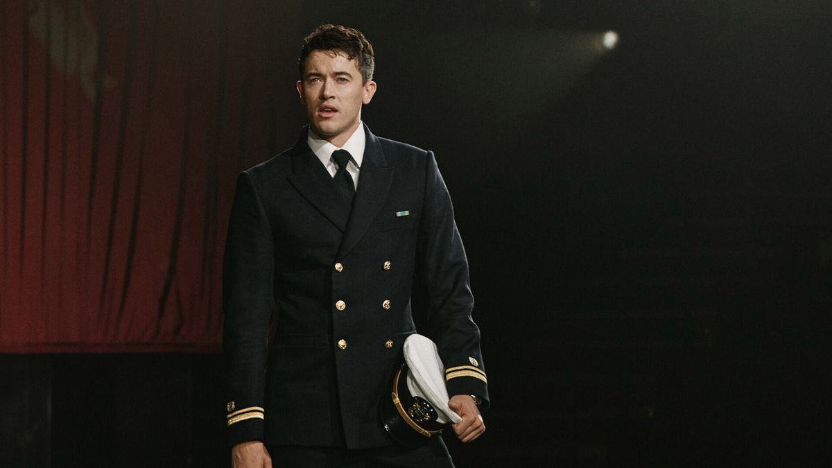 Video: Watch Scenes from A FEW GOOD MEN on Broadway Video: Watch Scenes from A FEW GOOD MEN on Broadway