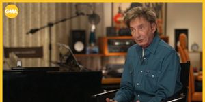 Barry Manilow Offers Health Update After Lung Cancer Diagnosis