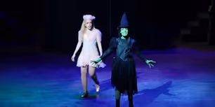 Video: Defying Gravity from WICKED in Brazil
