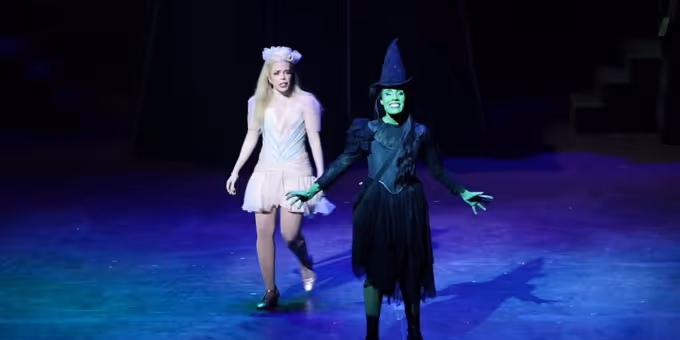 Video: Defying Gravity from WICKED in Brazil