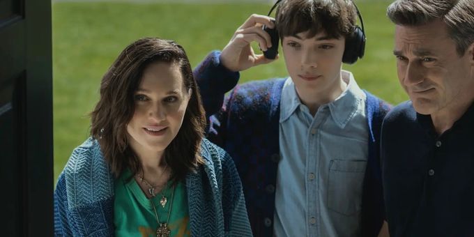 Video: Won't You Be Lena Hall's (Friend &) Neighbor?