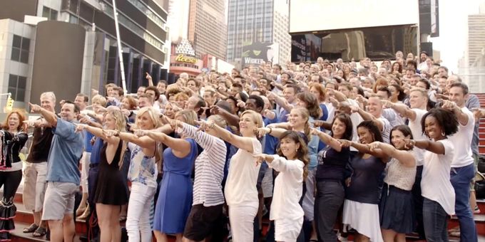 Video: Relive the Final Days of MAMMA MIA! on Broadway