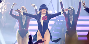 Videos: Jennifer Lopez Sings GYPSY, FUNNY GIRL & More in Las Vegas Residency
