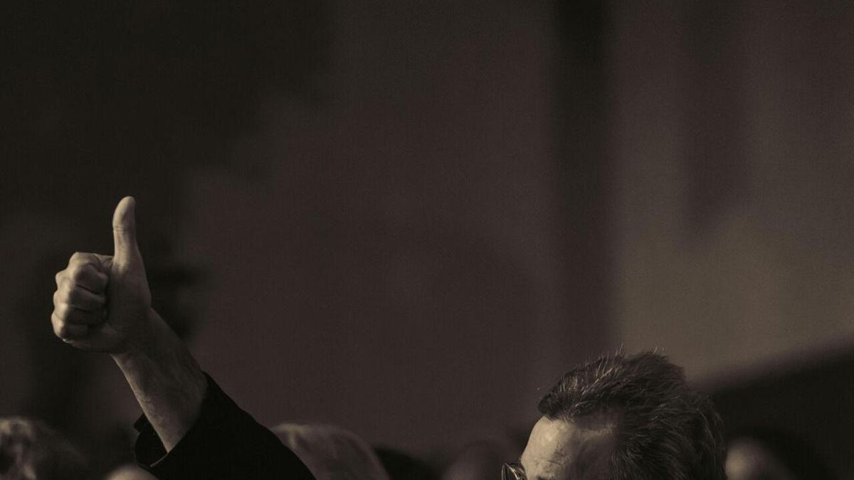 Vince Gill Receives NSAI's Kris Kristofferson Lifetime Achievement Award