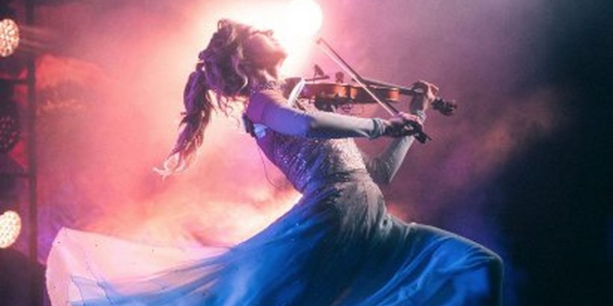 Viral Violinist Lindsey Stirling Takes the Stage At NJPAC This Holiday Season