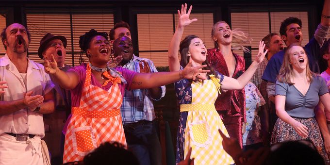 WAITRESS Teases Upcoming US Tour In Honor of 10th Anniversary Photos