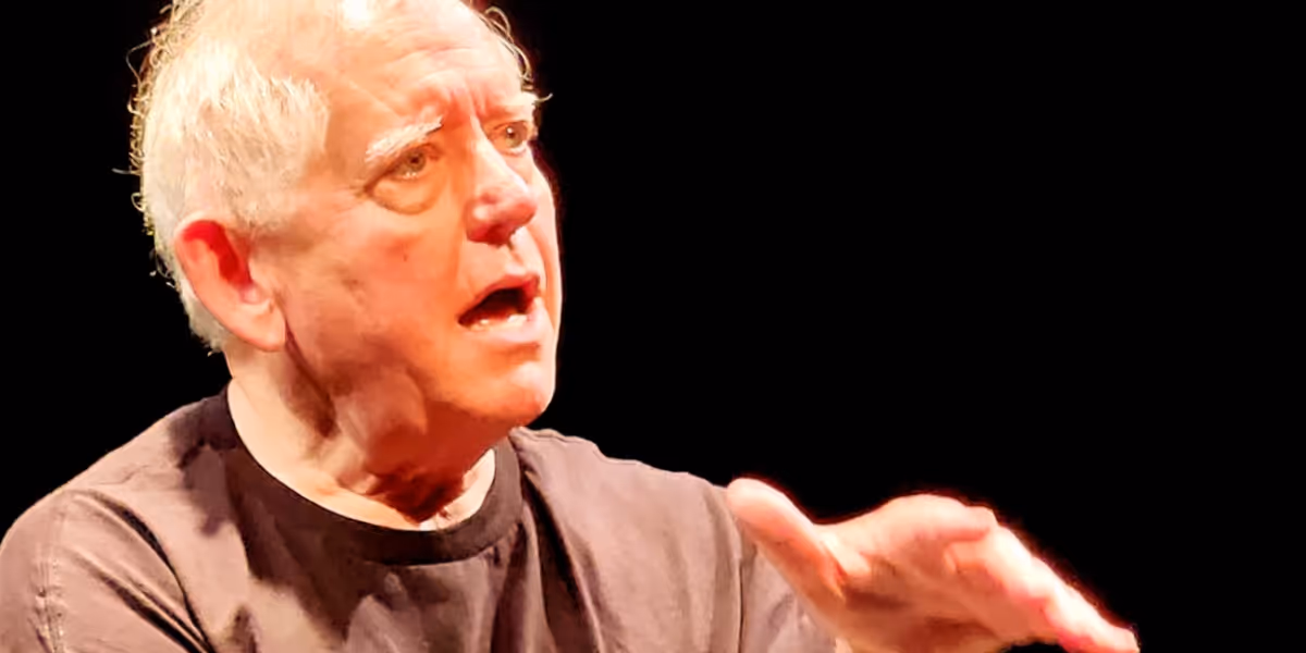 WHICH SIDE OF THE CLOSET DOOR WILL I LIVE? Comes to Edinburgh Fringe