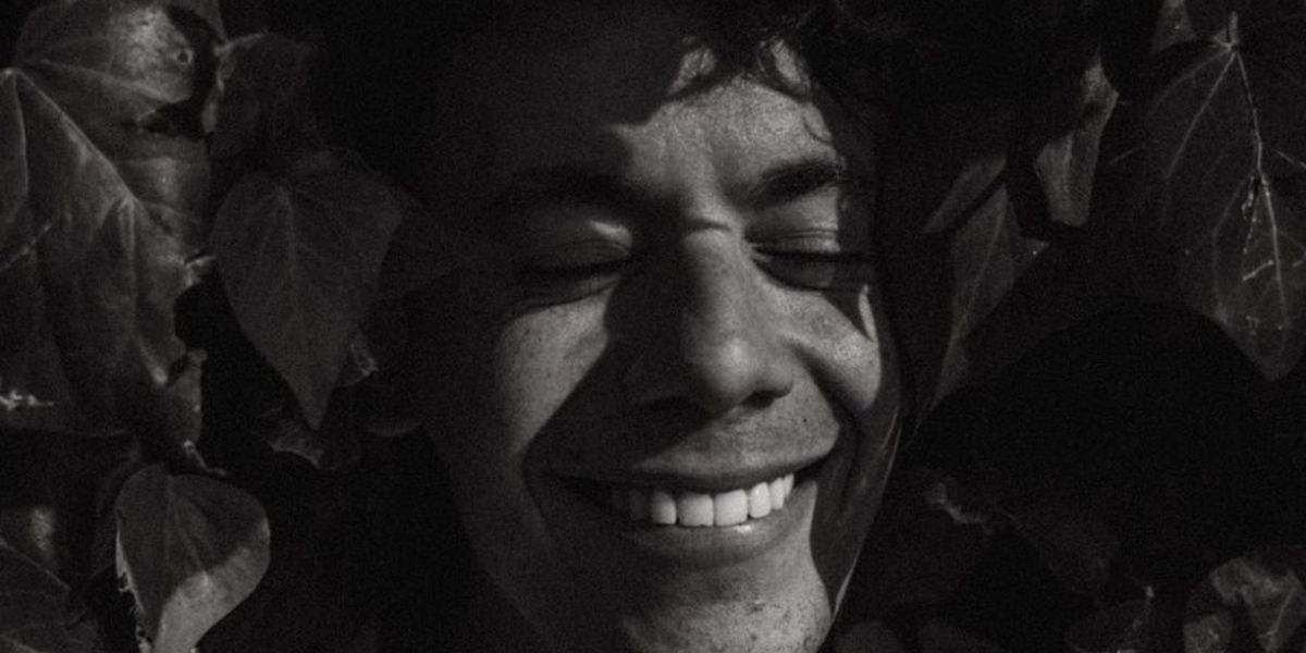 WINDSER Shares New Track for 'TV'; On Tour with The Happy Fits