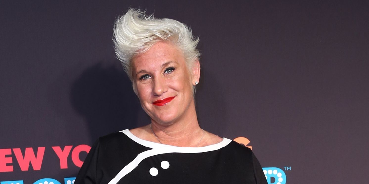 Anne Burrell & Jeff Mauro Mentor on WORST COOKS IN AMERICA: LOVE AT FIRST BITE  Image