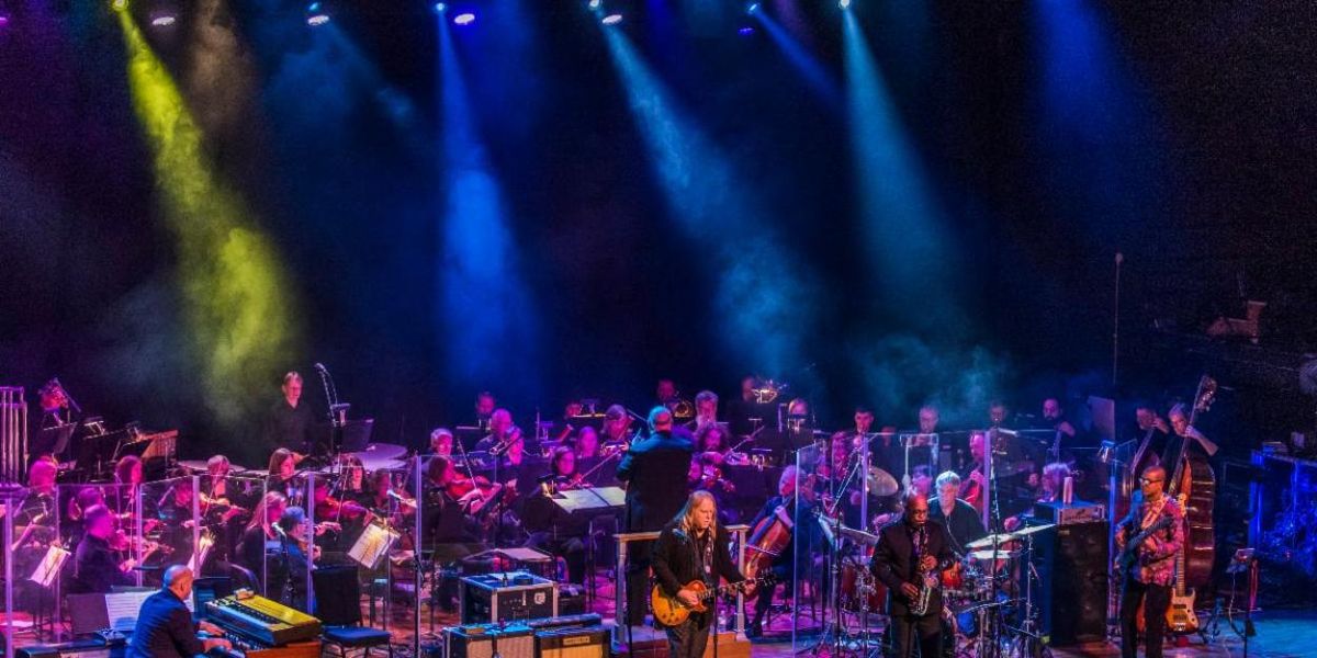 Warren Haynes Shares Symphonic “Thorazine Shuffle” From DREAMS & SONGS