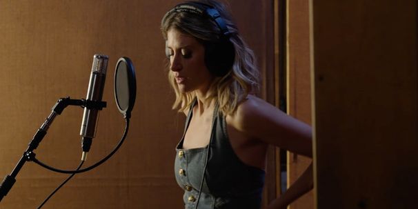 Watch: Caissie Levy, Patrick Wilson and More in THE LOST BOYS Videos