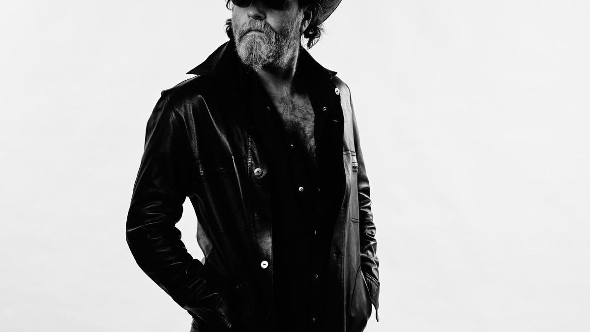 Wheeler Walker Jr. Releases PULLIN' OUT, Launches Farewell Tour