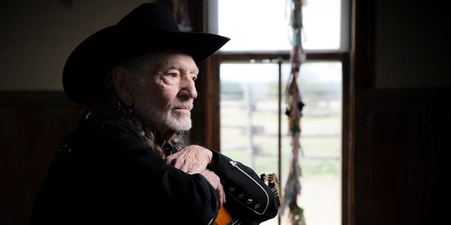 Willie Nelson Returns To The BayCare Sound in May  Image