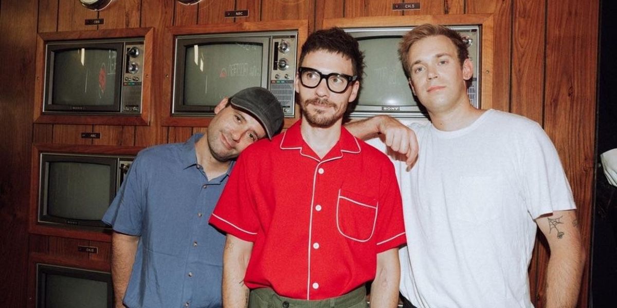 Winnetka Bowling League Share New Song 'America In Your 20's'