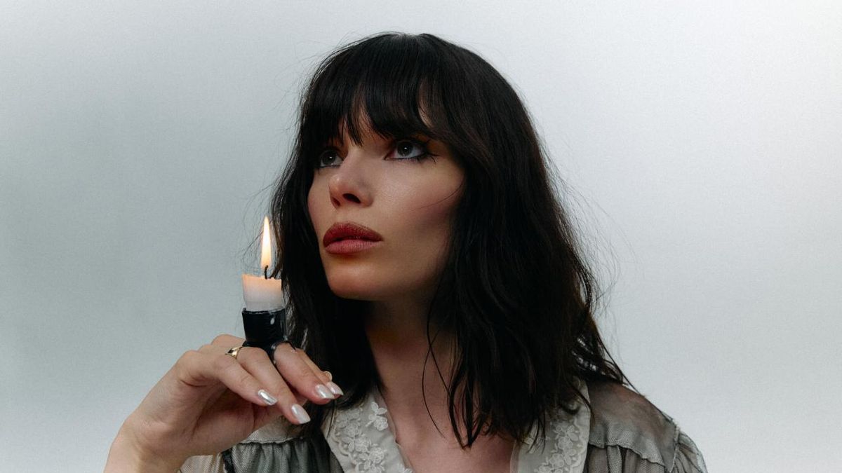 Winona Oak Releases Second Album BLOOM With Focus Track ANEMONE