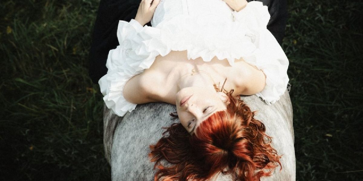 Winona Oak Shares New Single 'You're Always High'