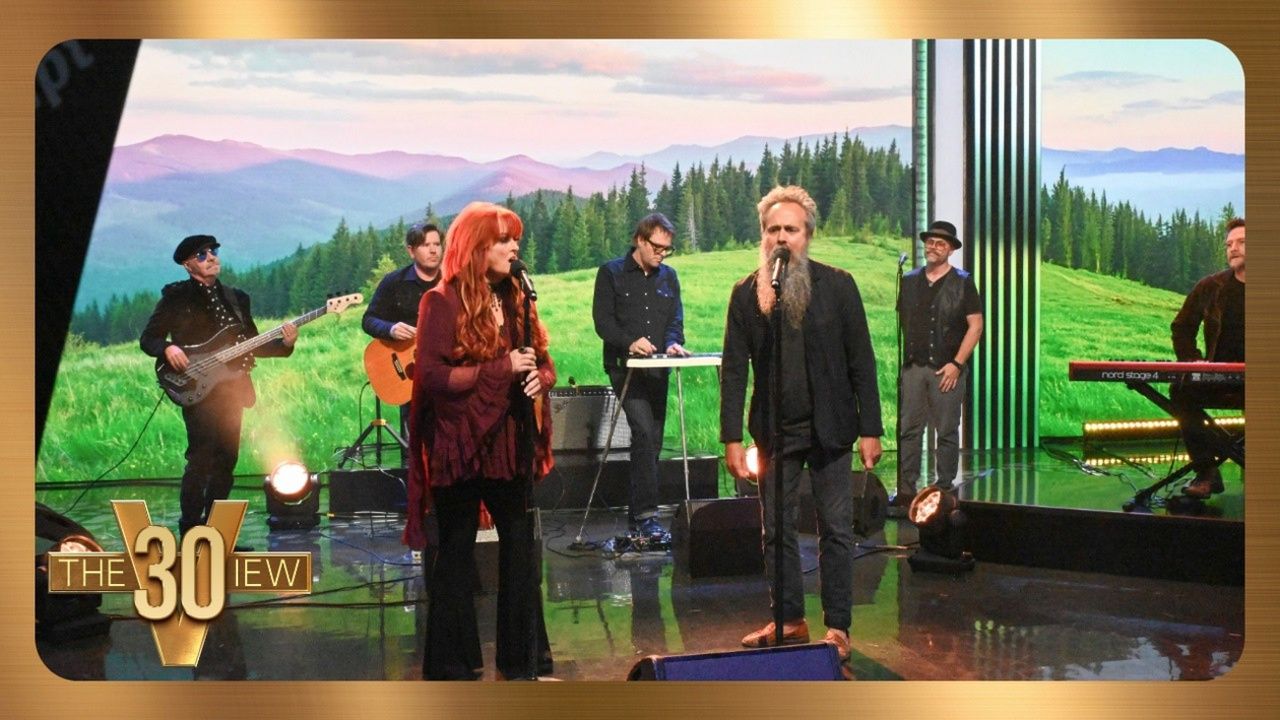 Wynonna Judd Talks Grief, New Chapter, Performs 'Hear Me Now' From THE HARD TRUTH Video
