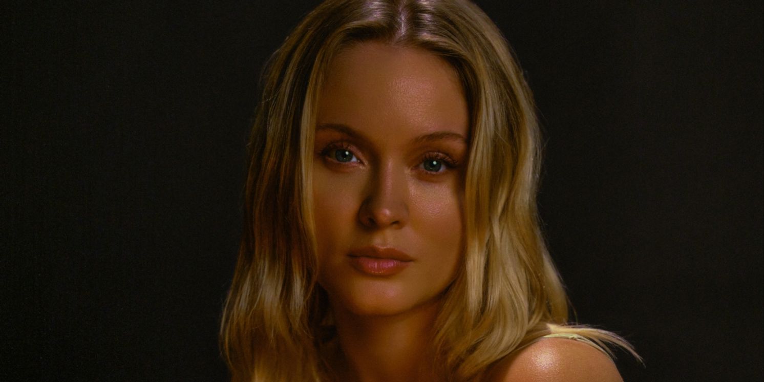 Zara Larsson Announces Holiday EP 'Honor the Light'  Image
