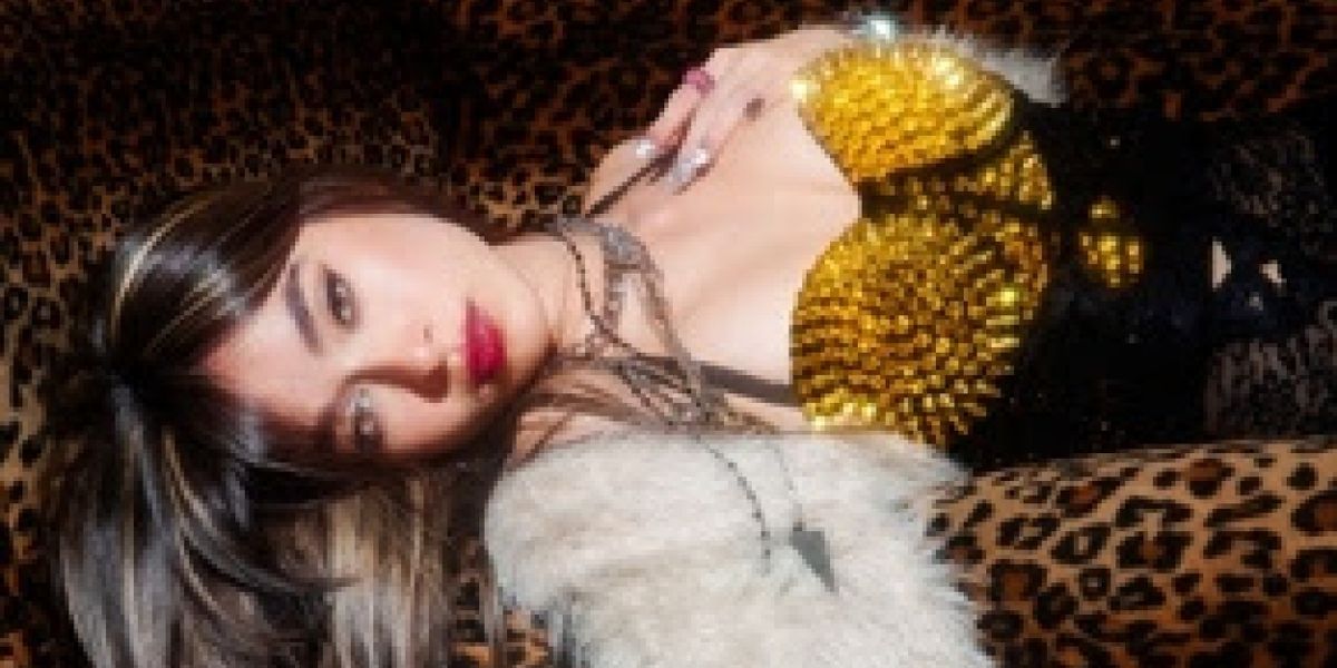 Rising Star Zoe Ko Releases Sophomore EP 'not ur girlfriend'