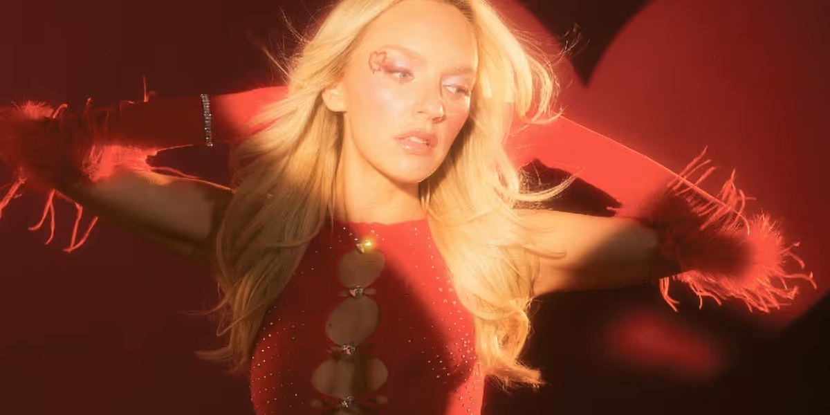 Zolita Premieres New Queer Country Anthem 'Small Town Scandal'