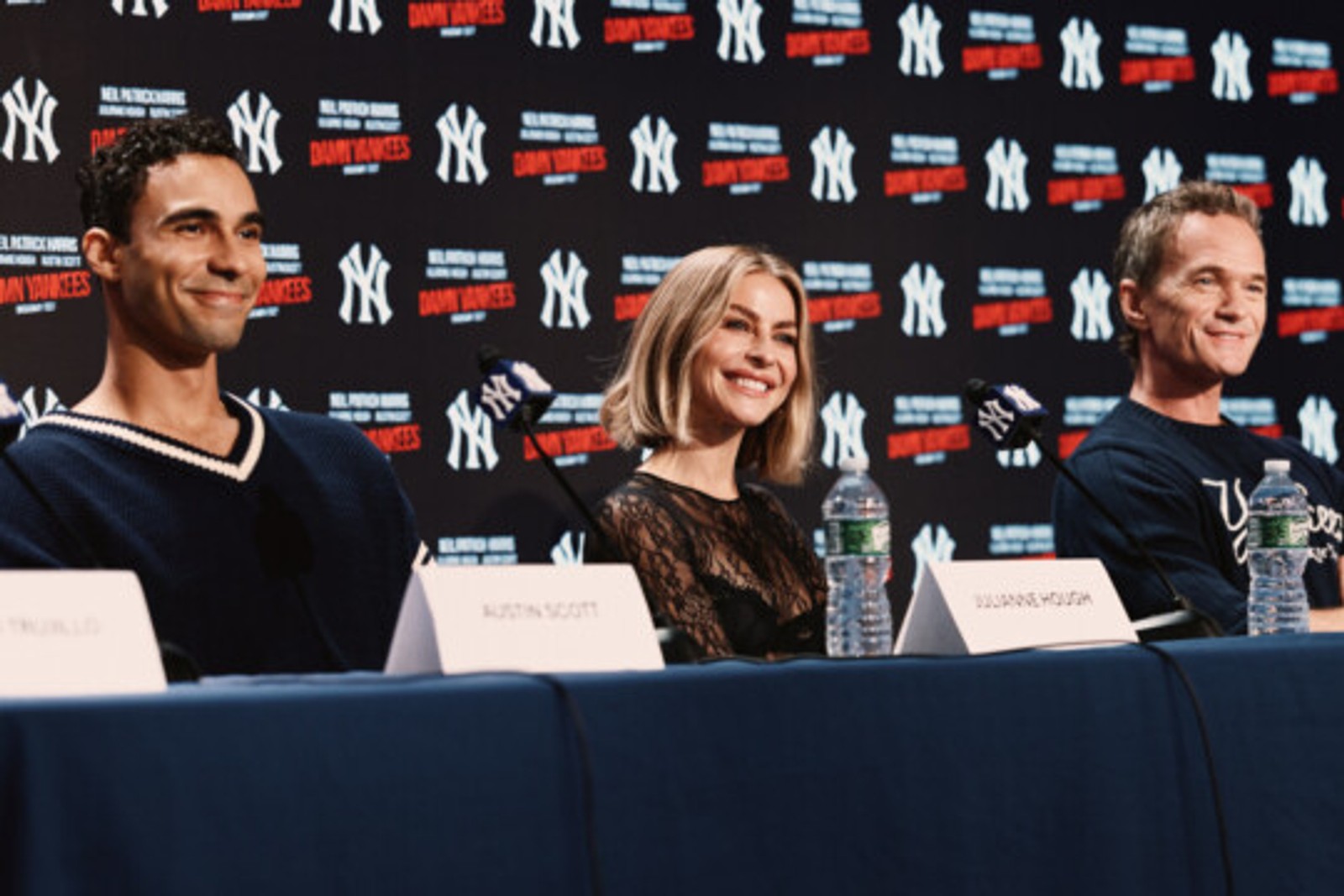 Photos/Video: DAMN YANKEES Reveals Broadway Return at Yankee Stadium